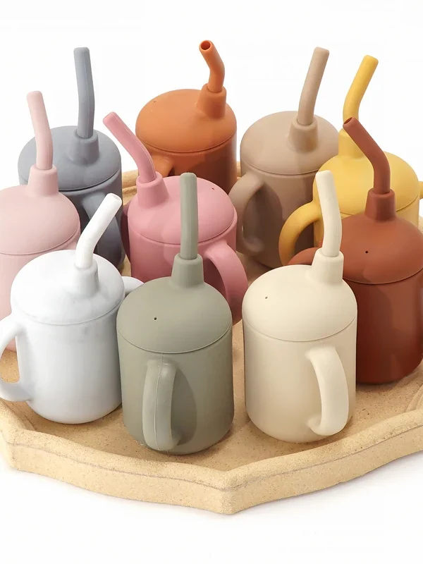 Customized Silicone Feeding Liquid Feed Straw Cup Foldable Children's Drinking Cup Double Leakproof Water Bottle Baby Stuff