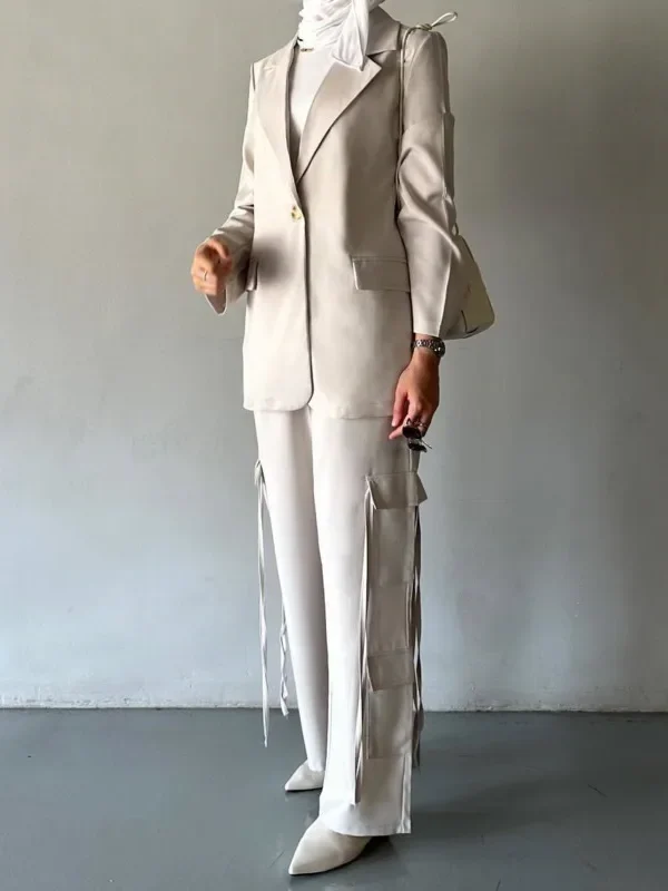 KWTX 2025 Spring/Summer Women’s Suit – Ribbon-Tie Blazer & Multi-Pocket Pants Two-Piece Set