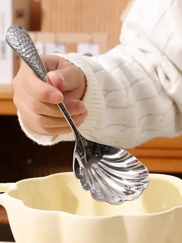 Heavy Duty 304 Stainless Steel Shell Shape Spoon for Soup Spoon Bibimbap Dessert Gift