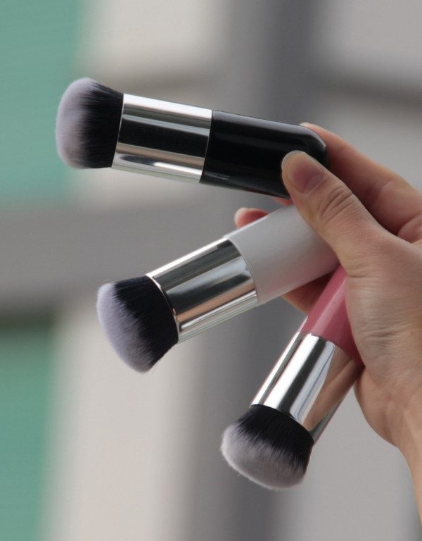 Chubby pier makeup brush foundation powder brush beauty makeup tools
