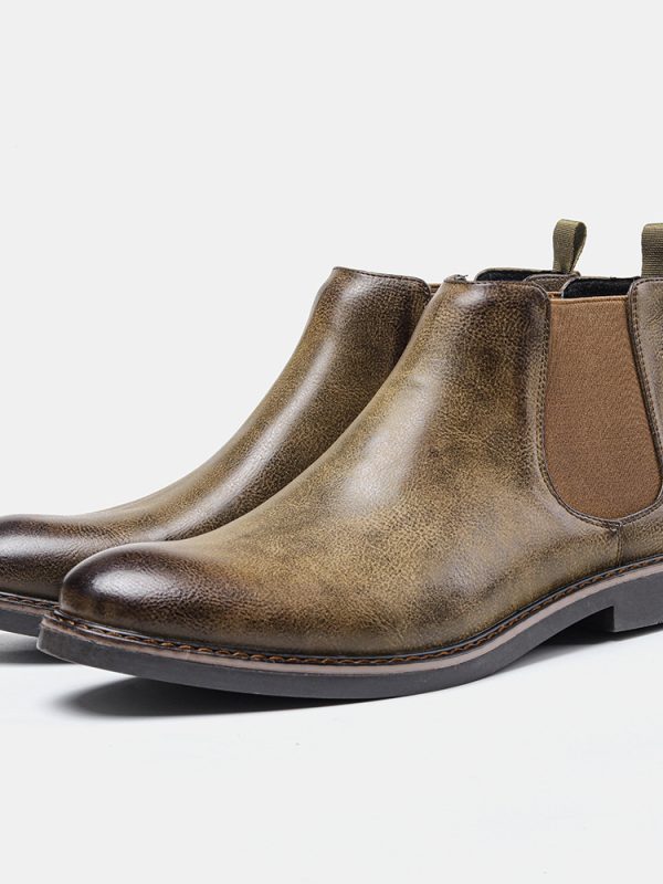 Men  Boots Waterproof Leather Shoes Keep Warm