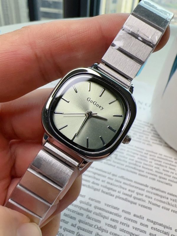 Women's Quartz Watch With Steel Strap Folding Buckle