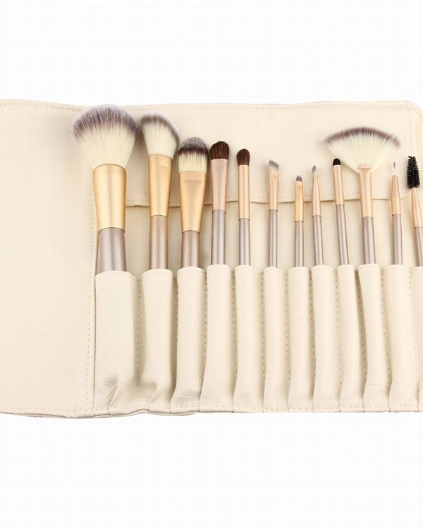 Spot Detonating 121824, White Make-up, White Make-up Brush, 24 Make-up And Brush Suits For Portable Beauty And Makeup Tools