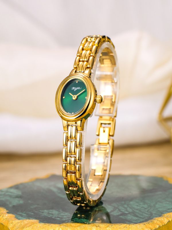 Exquisite Oval Mini Women's Vintage Waterproof Quartz Watch