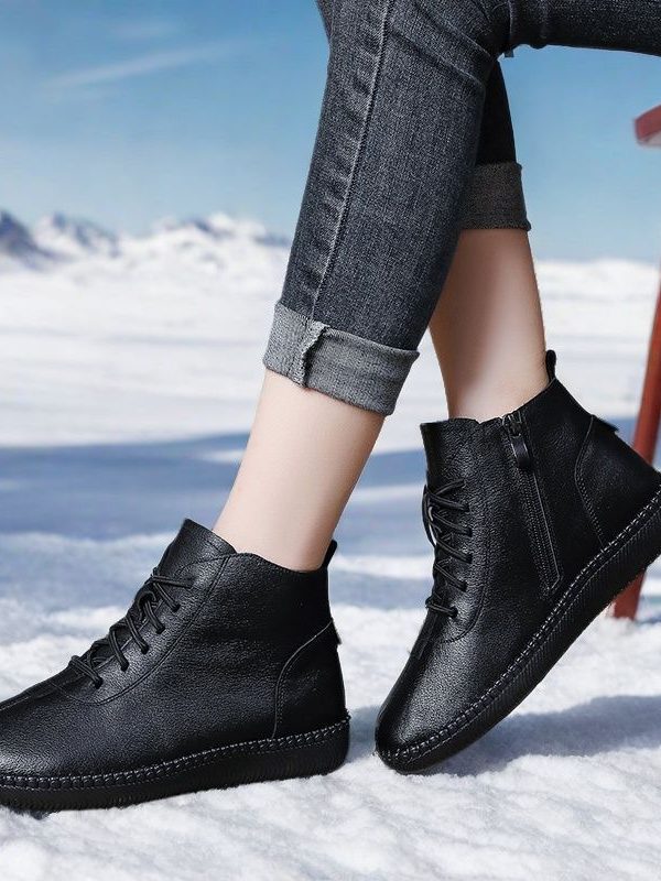 Women's Genuine Leather Soft-soled Lightweight Flat Ankle Boots