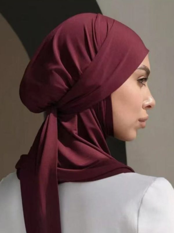 غطاء رأس بلون موحد وحزام مريح